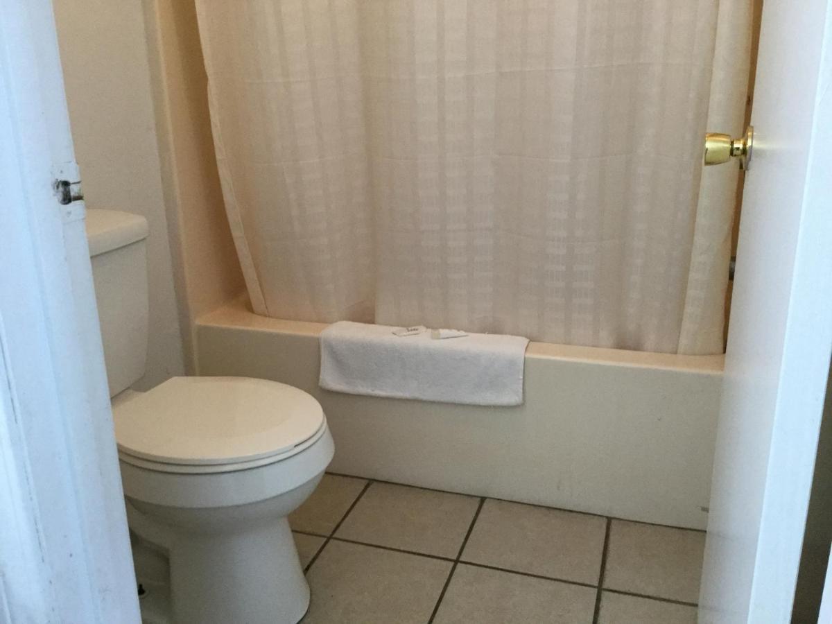 American Inn Metter Εξωτερικό φωτογραφία