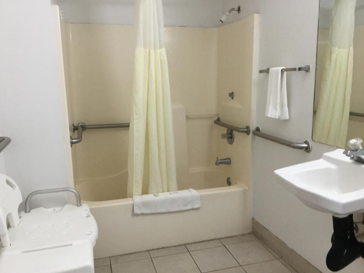 American Inn Metter Εξωτερικό φωτογραφία